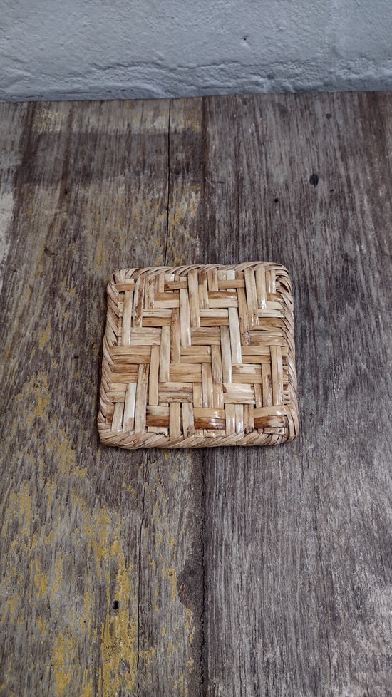 Sample Sale Coaster | Single | Fishbone Pattern