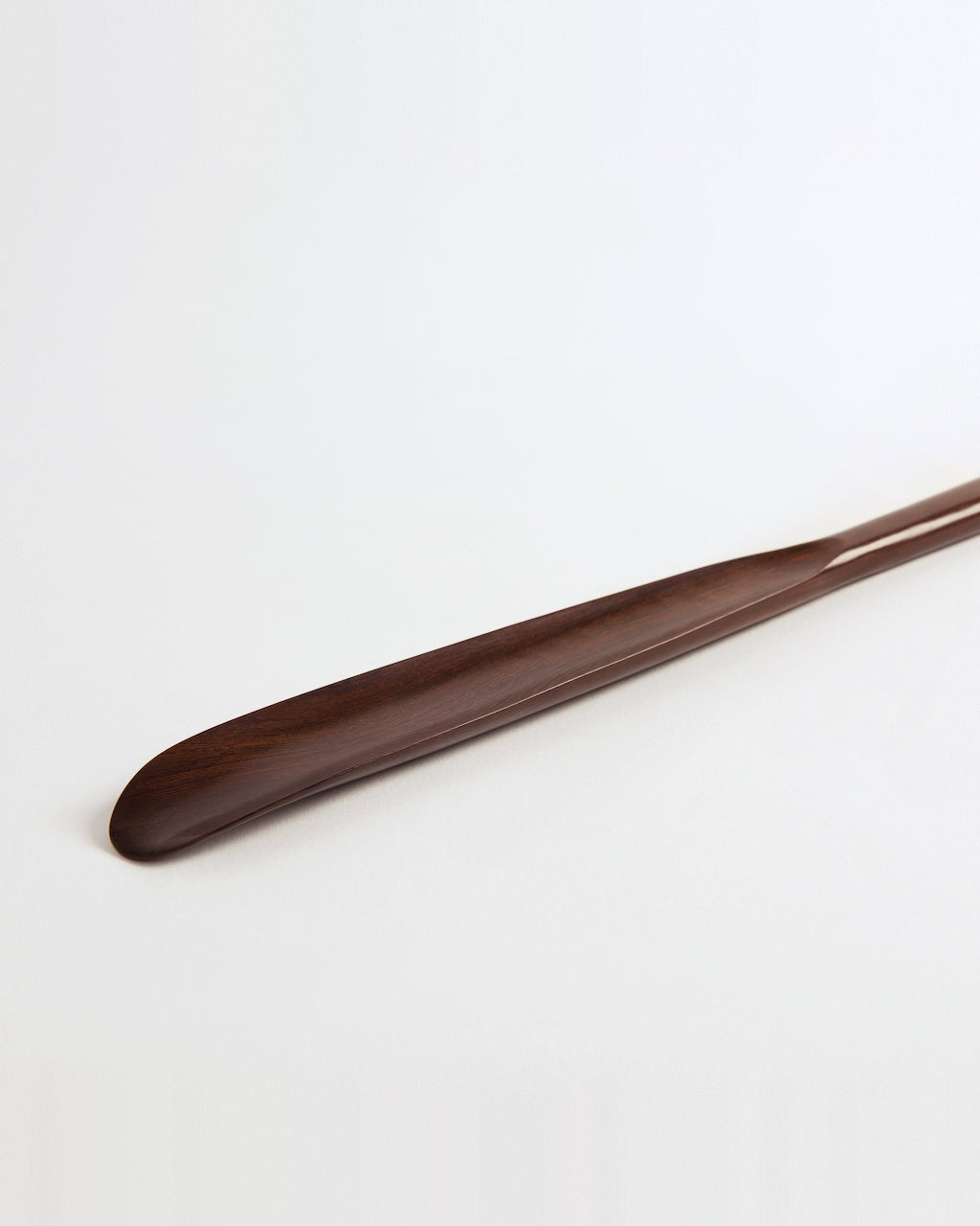 Orwell wooden shoe horn, close-up