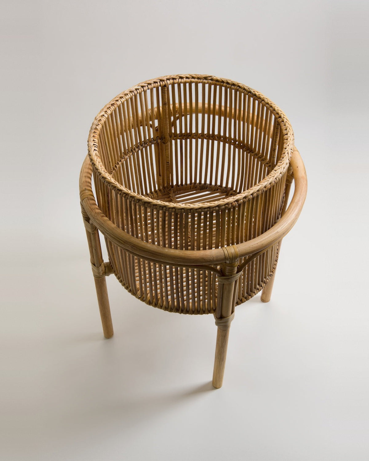 Tedim rattan planter stand, side view