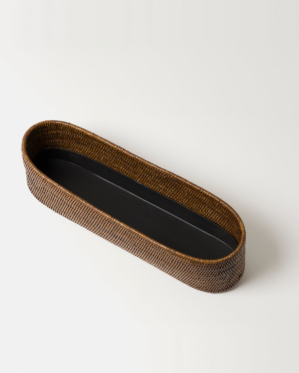 Kethi oval rattan planter