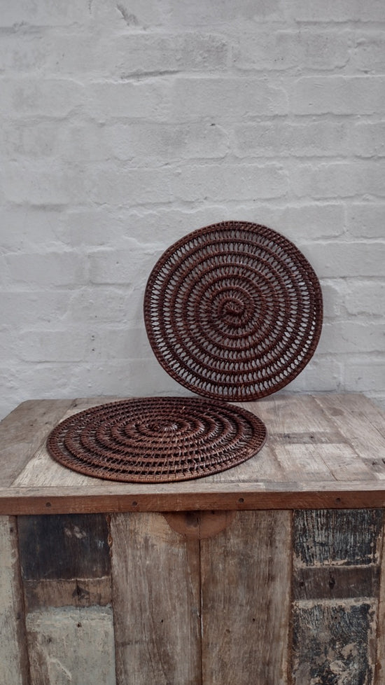 Wonky Delta Charger Plate Placemat | Set of 2