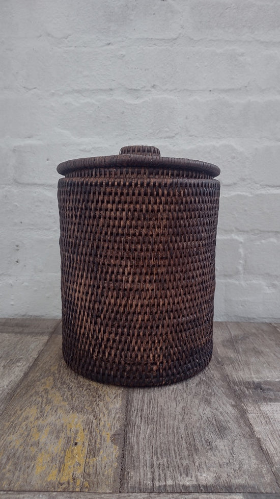 Wonky Strand Rattan Bathroom Bin | Brown