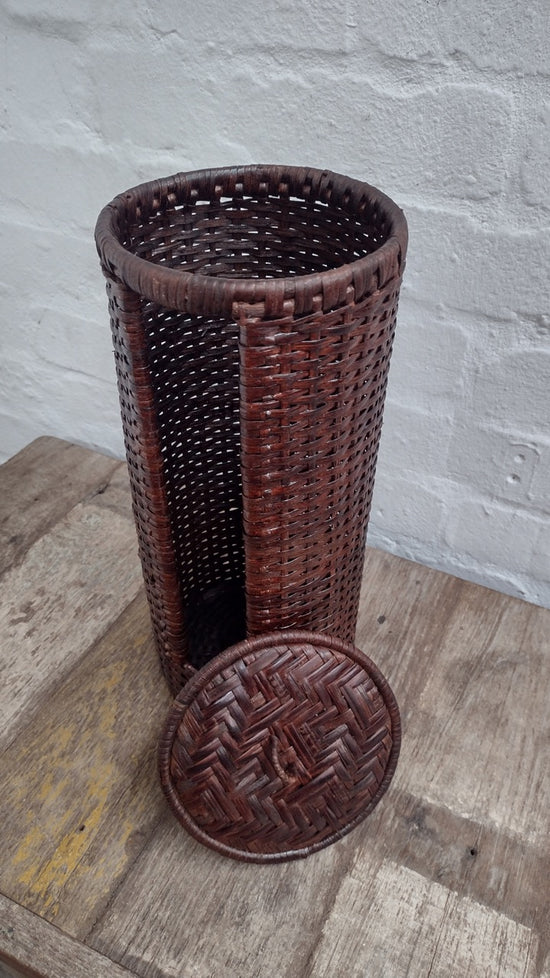 Wonky Delta Loo Roll Holder | Brown