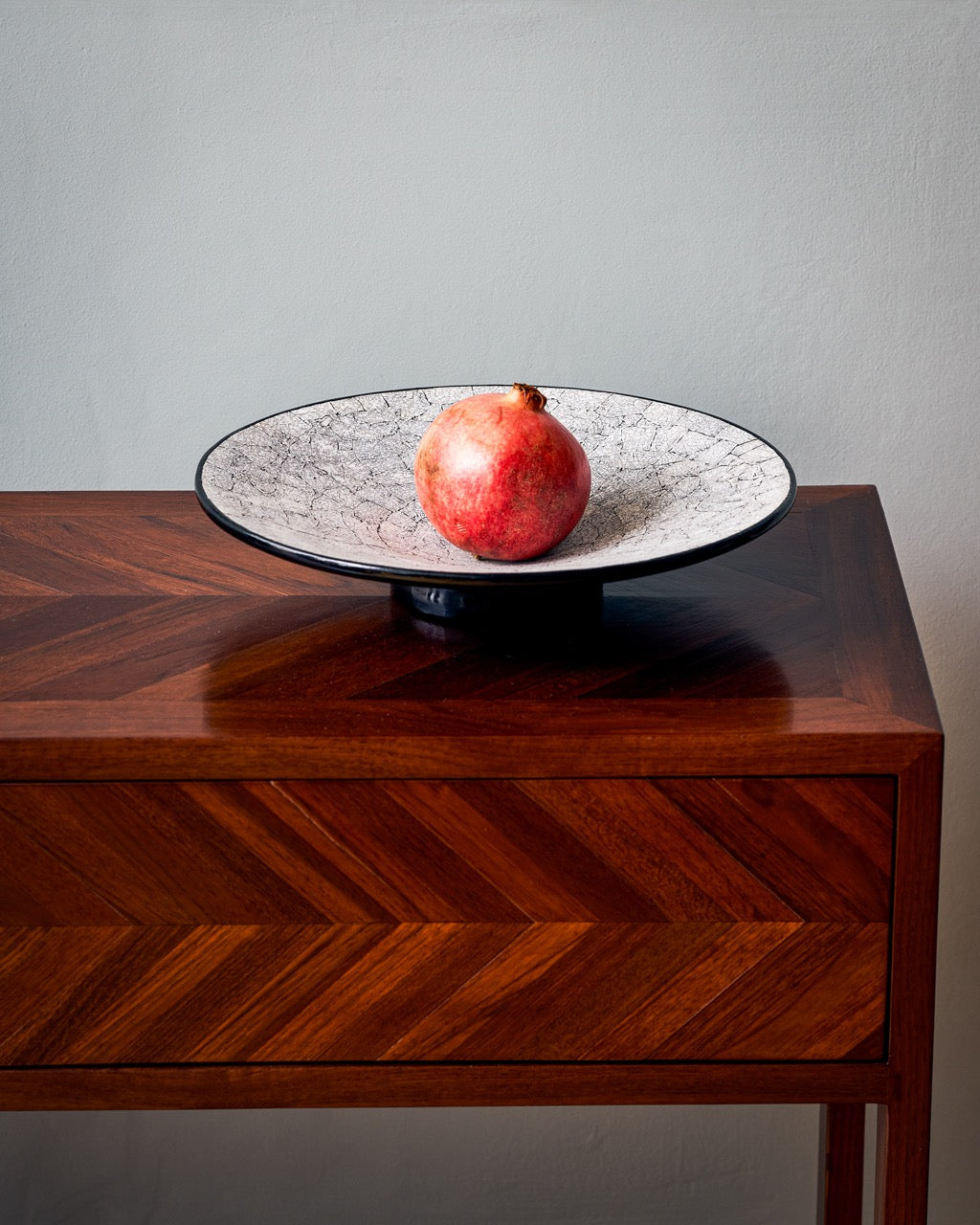 Lacquer &amp; Eggshell Bowl - Marbled