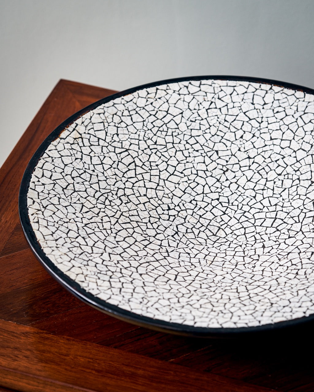 Lacquer &amp; Eggshell Bowl - Shattered