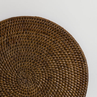 Latha Charger Plate