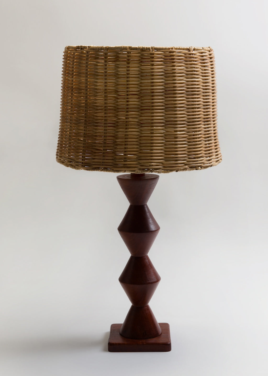 Mizo Table Lamp