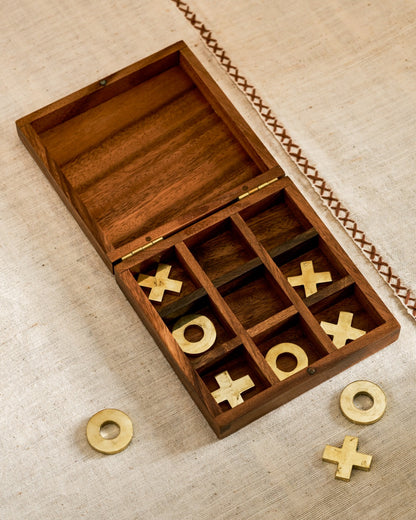 Noughts &amp; Crosses