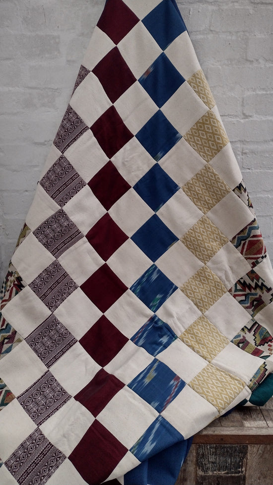 Sample Sale | Bedspread / Quilt