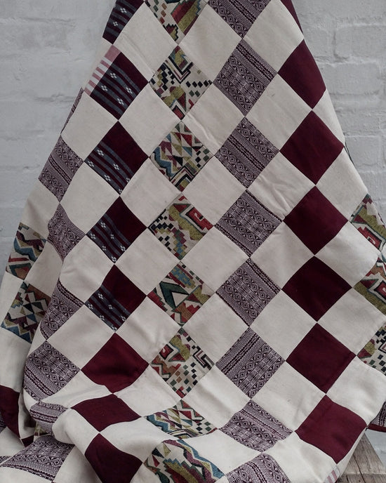 Sample Sale | Bedspread / Quilt