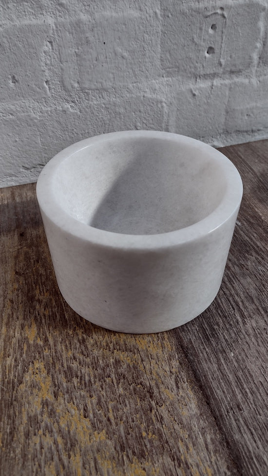 Sample Sale | Marble Pot